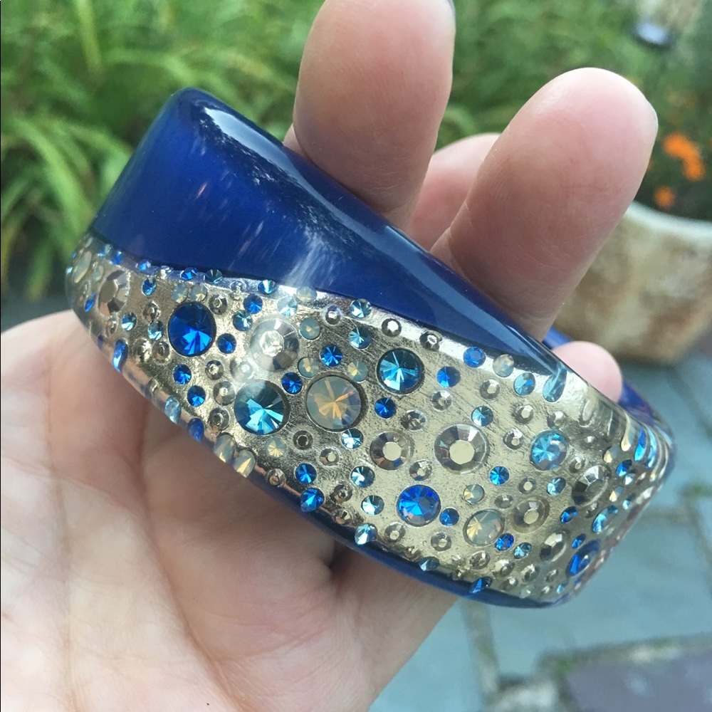 Gorgeous sparkly blue resin bangle signed